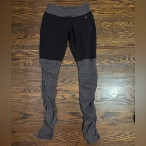 Nike Two-Tone Black and Gray Leggings